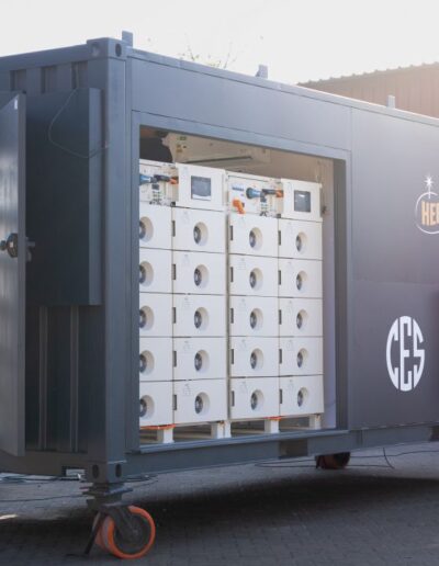 Containerised energy unit on wheels